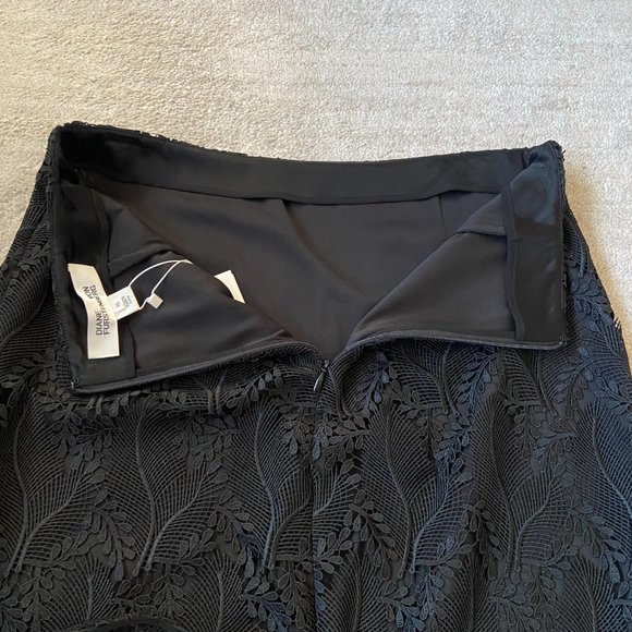 Diane Von Furstenberg Black Overlay Tailored Pencil Skirt NWT - Picture 7 of 9